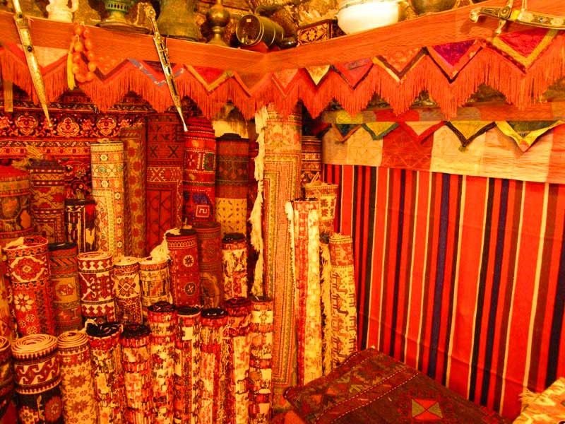 Carpet tour in Azerbaijan
